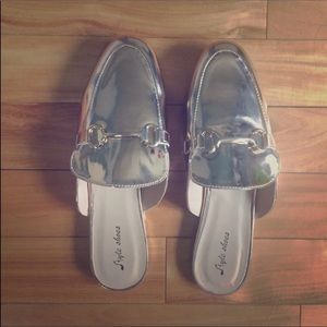 Metallic Rose Gold Slip On Mule Loafer